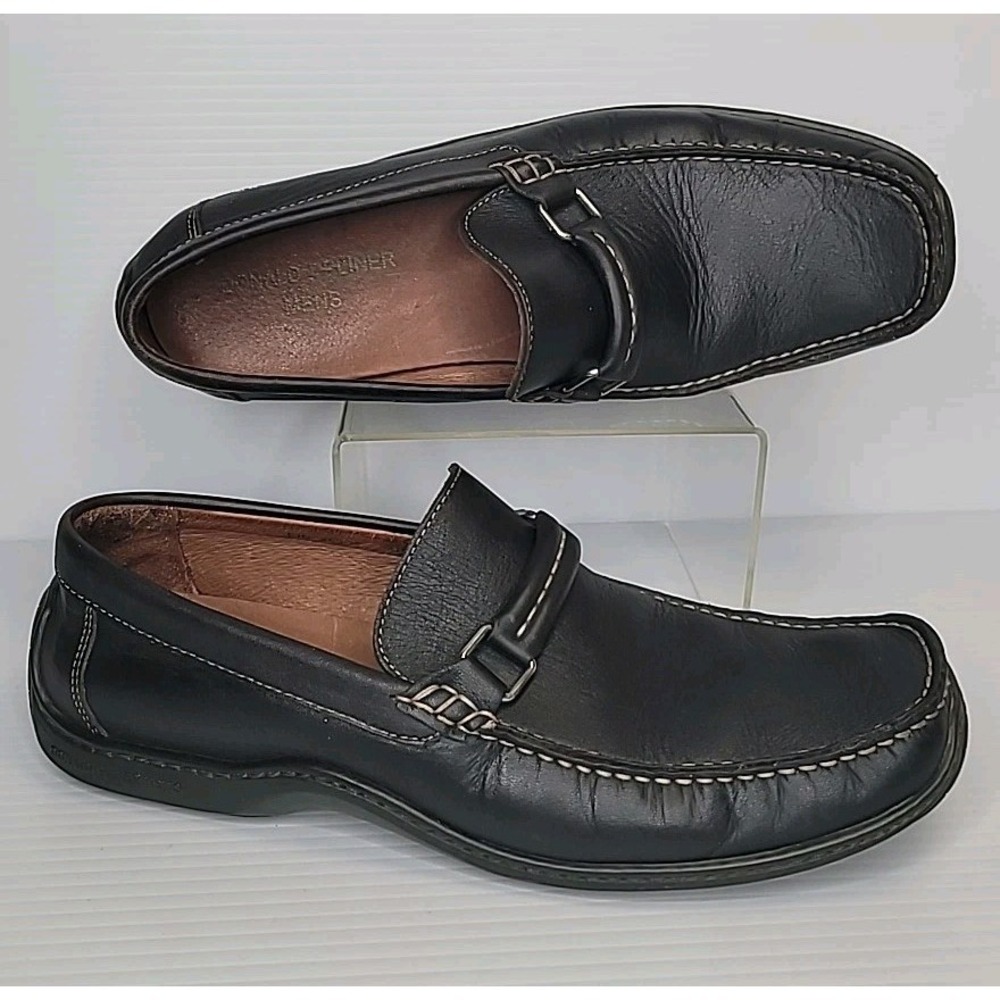 Black Leather Men's Slip-On Loafers with Metal Bit